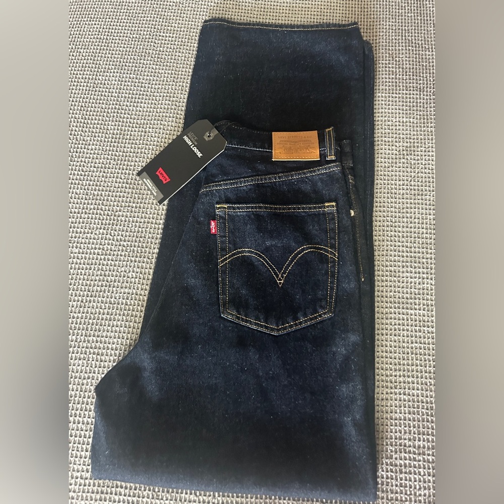 LEVI'S PREMIUM HIGH LOOSE JEANS